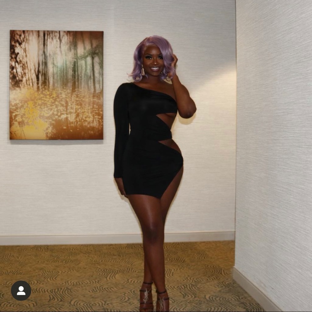 Fashion nova black dress